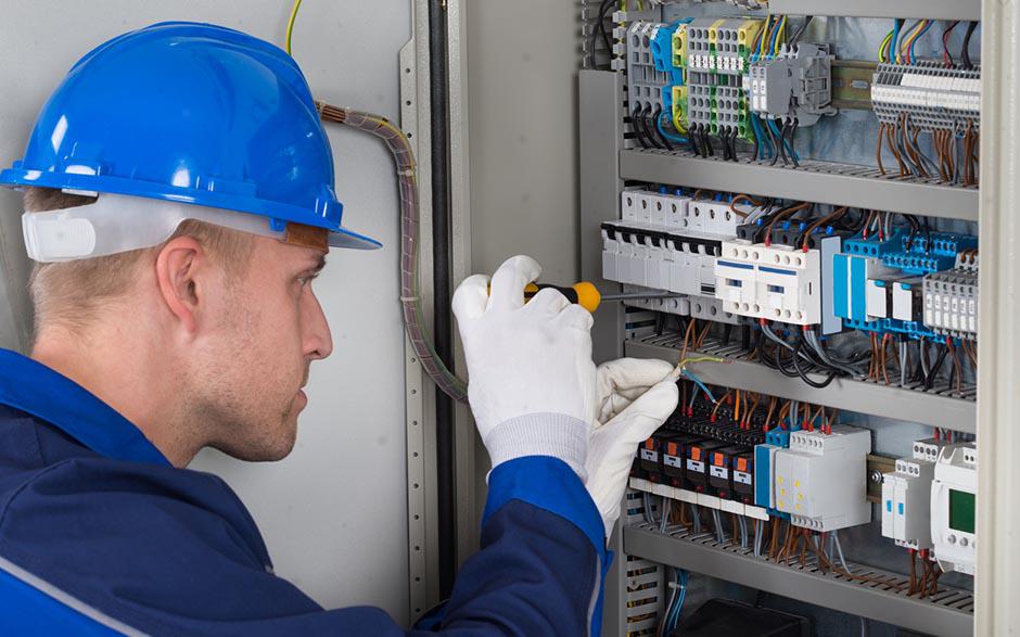 électricien dans le bâtiment Taverny